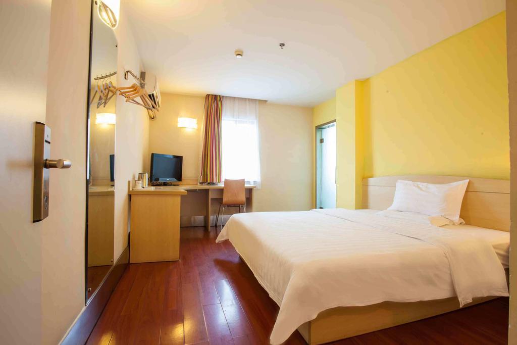 7 Days Inn Heze Mudan Road Branch Room photo
